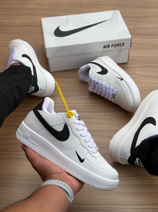 NIKE AIRFORCE PREMIUM WB